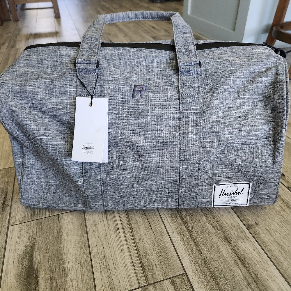 Herschel Supply Co. Novel Duffel Bag Grey Travel Gym Weekend Over Night